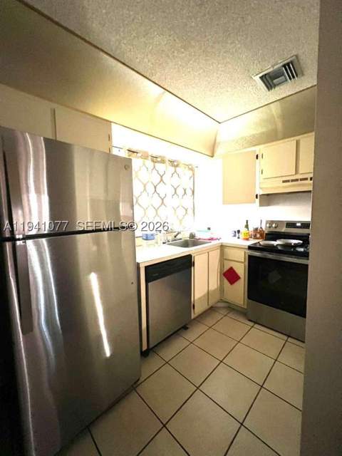 885 NE 213th Ter 2, Miami FL - photo 16 of 16