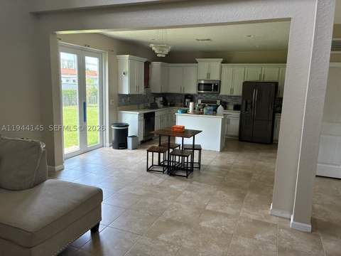 1378 NW 204th St, Miami Gardens FL - photo 7 of 10