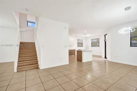 3504 W 94th St, Hialeah FL - photo 8 of 61