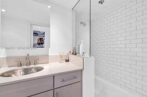 11 Island Ave 411, Miami Beach FL - photo 22 of 29