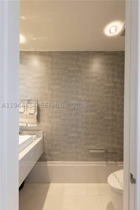18555 Collins Ave 4601, Sunny Isles Beach FL - photo 16 of 59
