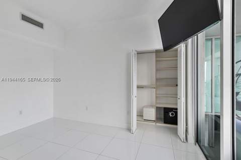 253 NE 2nd St 4608, Miami FL - photo 20 of 37