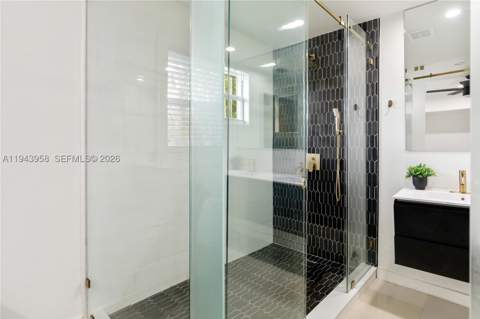 11810 W Biscayne Canal Rd, Miami FL - photo 13 of 18
