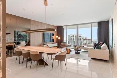 300 Biscayne Blvd Way 3403, Miami FL - photo 9 of 77