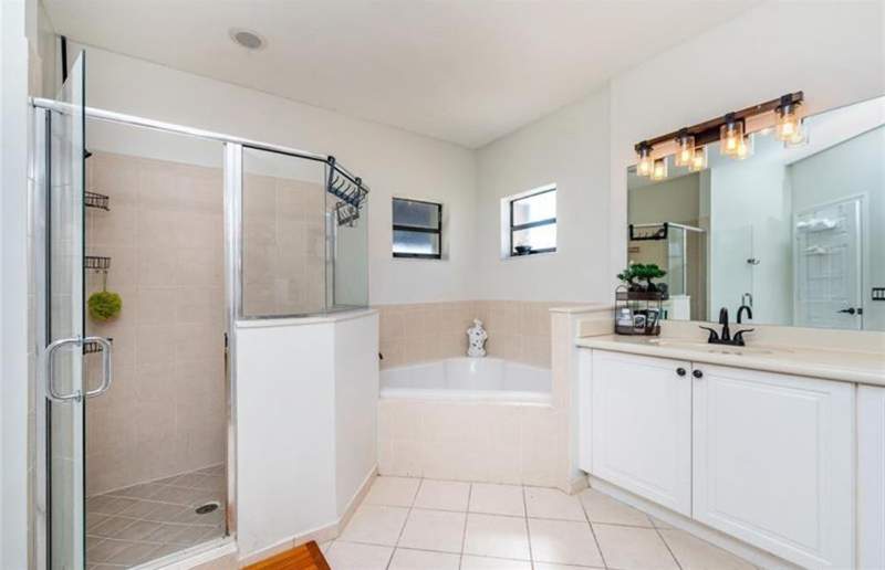 5 bedroom SingleFamilyResidence at 24241 SW 113th Passage, Silver Palm, Homestead — photo 4