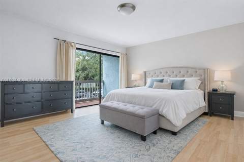 515 NE 38th St 10, Miami FL - photo 13 of 46