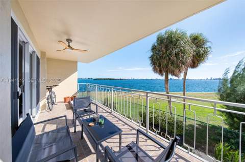 11111 Biscayne Blvd 2D, Miami FL - photo 12 of 26