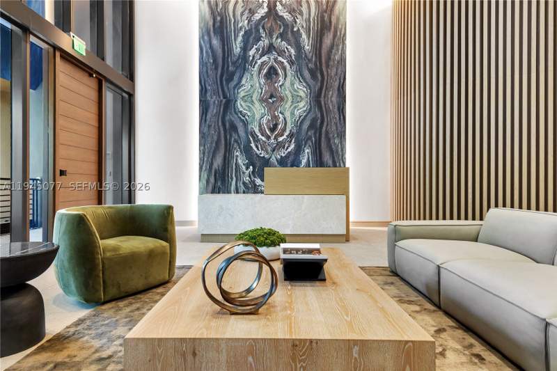 3 bedroom Condominium at 3034 Oak Avenue Lph4, Arbor Coconut Grove, Coconut Grove — photo 4