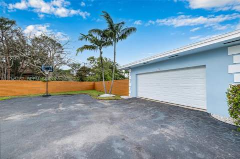 17405 SW 245th Ter, Homestead FL - photo 7 of 56