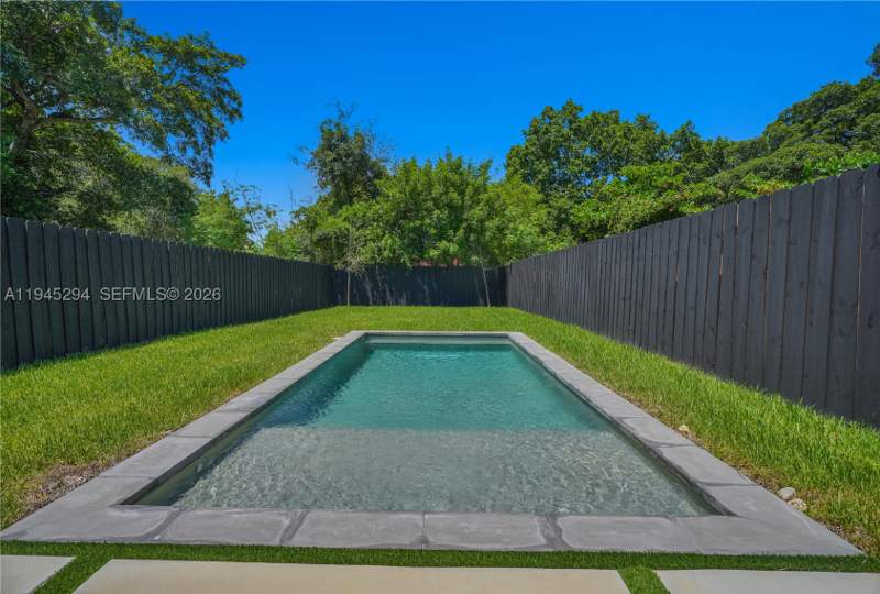 3 bedroom SingleFamilyResidence at 355 NW 50th St, Railway Shops Addn 2nd Am, Miami — photo 5