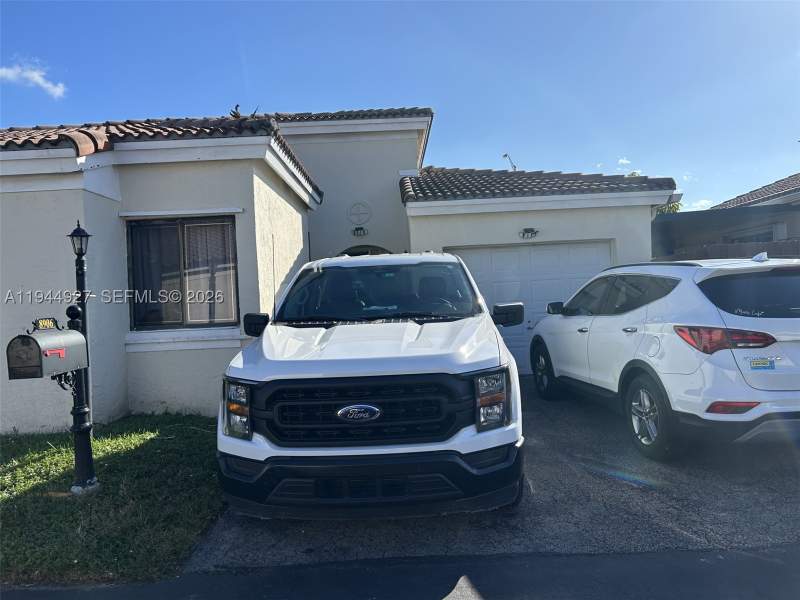 3 bedroom SingleFamilyResidence at 8906 SW 6th Ln, Poinciana Pointe Phase 3, Miami — photo 3