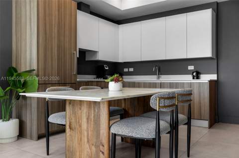 239 SW 9th St 2102, Miami FL - photo 17 of 35