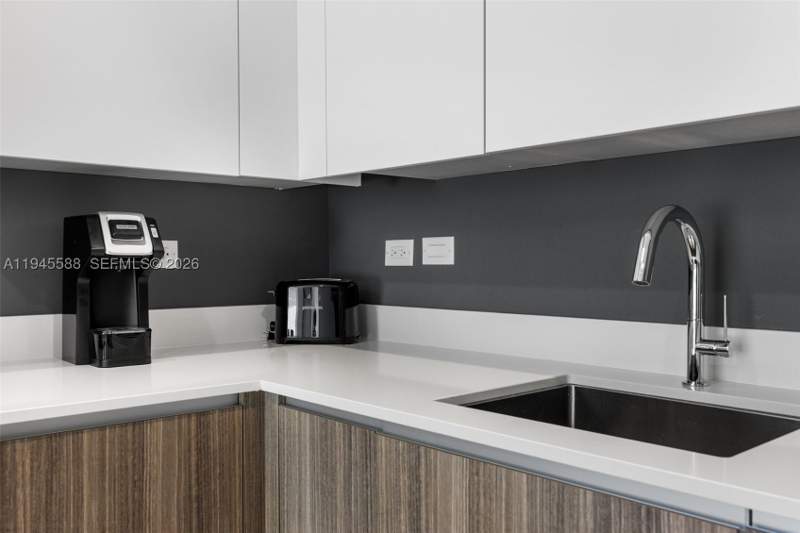 1 bedroom Condominium at 239 SW 9th St 2102, Smart Brickell, Miami — photo 3