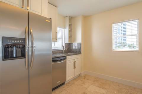 1200 14th St 5E, Miami Beach FL - photo 8 of 16