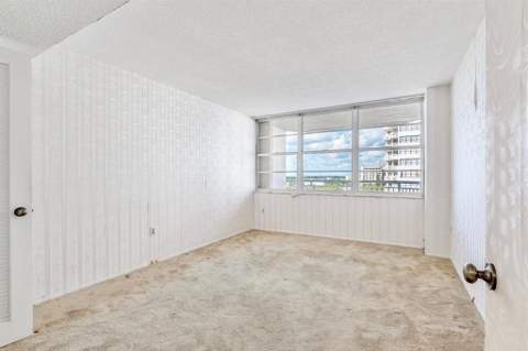 18031 Biscayne Boulevard 1104, Aventura FL - photo 11 of 36