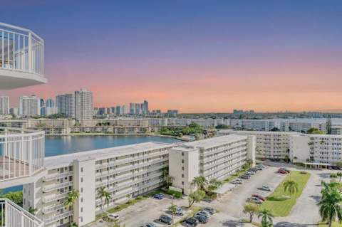 18031 Biscayne Boulevard 1104, Aventura FL - photo 19 of 36