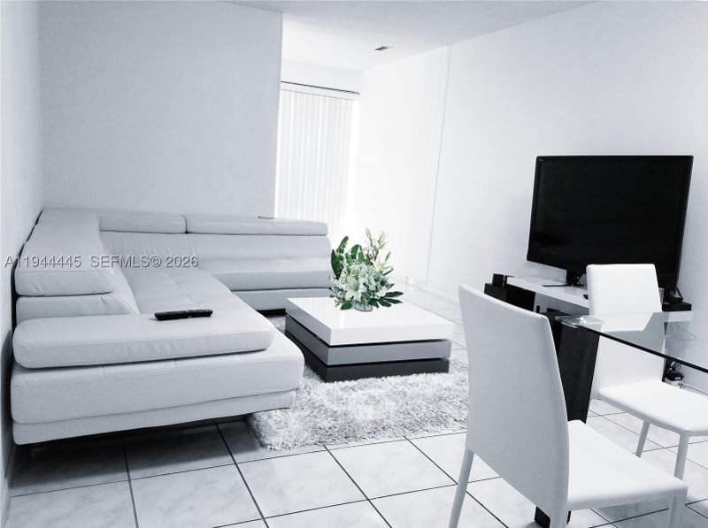 1 bedroom Condominium at 17570 Atlantic Blvd 104, Avila Condo, Sunny Isles Beach — photo 2