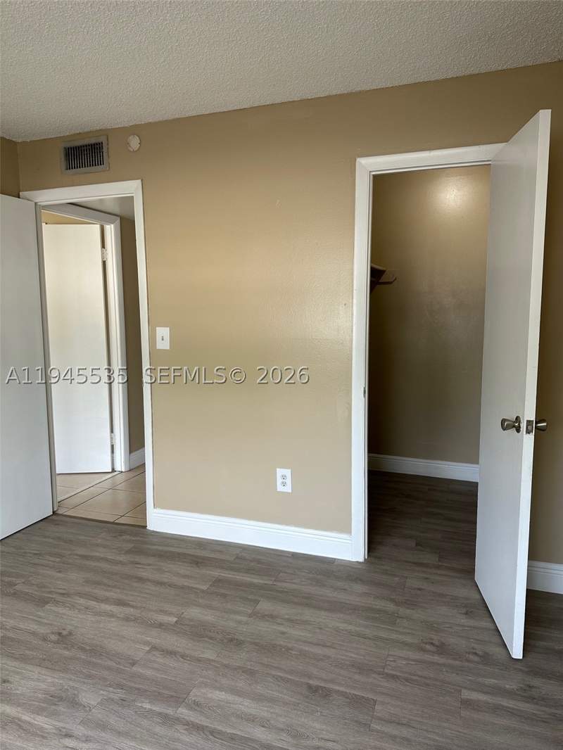 2 bedroom Condominium at 488 NW 165th St Rd B-115, Montecarlo Condo, Miami — photo 4