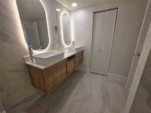 19501 W Country Club Drive 2306, Aventura FL - photo 19 of 26