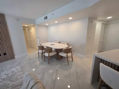 19501 W Country Club Drive 2306, Aventura FL - photo 6 of 26