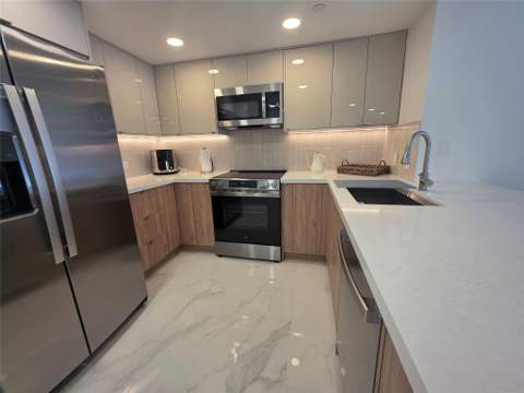 19501 W Country Club Drive 2306, Aventura FL - photo 7 of 26