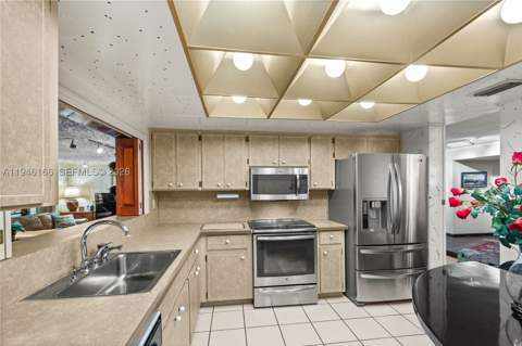 8115 SW 92nd Ct, Miami FL - photo 20 of 50