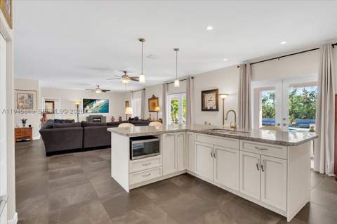 15150 SW 240th St, Homestead FL - photo 13 of 38
