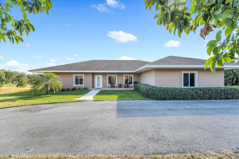 4 bedroom SingleFamilyResidence at 15150 SW 240th St, Silver Palm, Homestead — photo 2