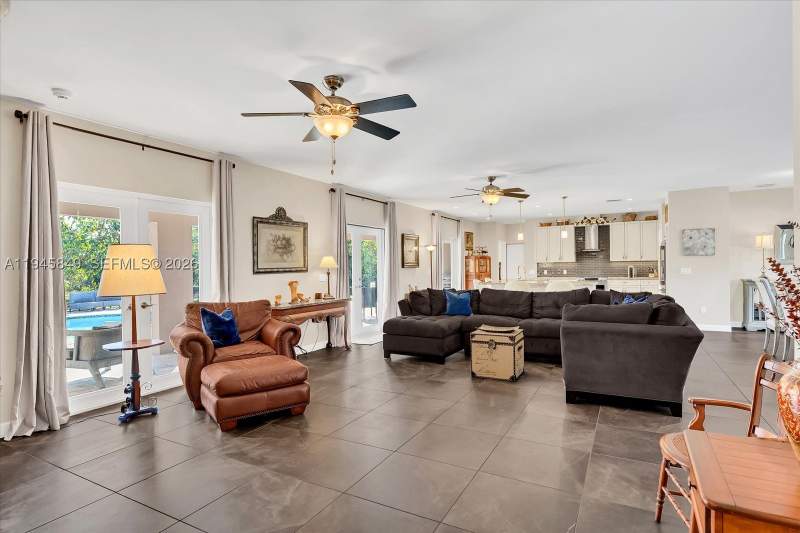 4 bedroom SingleFamilyResidence at 15150 SW 240th St, Silver Palm, Homestead — photo 5