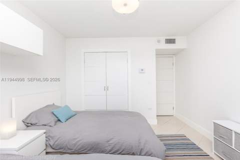 5555 Collins Ave 9U, Miami Beach FL - photo 14 of 37