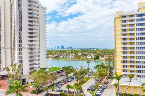 5555 Collins Ave 9U, Miami Beach FL - photo 22 of 37