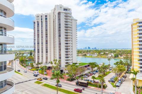 5555 Collins Ave 9U, Miami Beach FL - photo 23 of 37