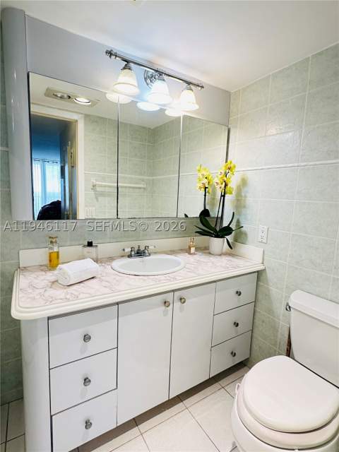 2750 NE 183rd St 1607, Aventura FL - photo 11 of 21