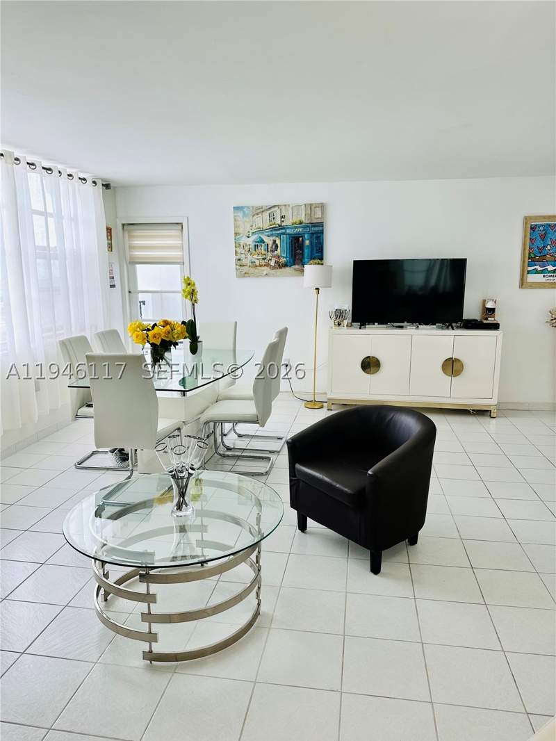 1 bedroom Condominium at 2750 NE 183rd St 1607, Commodore Plaza Condo, Aventura — photo 5