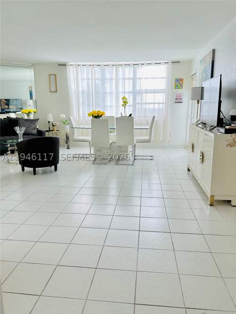 2750 NE 183rd St 1607, Aventura FL - photo 6 of 21