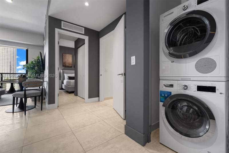1 bedroom Condominium at 239 SW 9th St 1604, Smart Brickell, Miami — photo 2