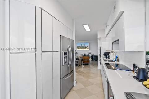 4779 Collins Ave 2607, Miami Beach FL - photo 19 of 61