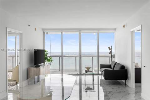 465 Brickell Ave 5505, Miami FL - photo 6 of 28