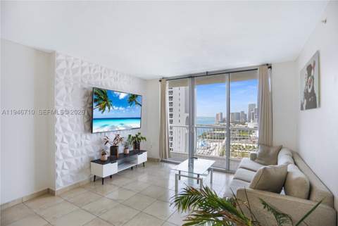 1750 N Bayshore Dr 3210, Miami FL - photo 7 of 40