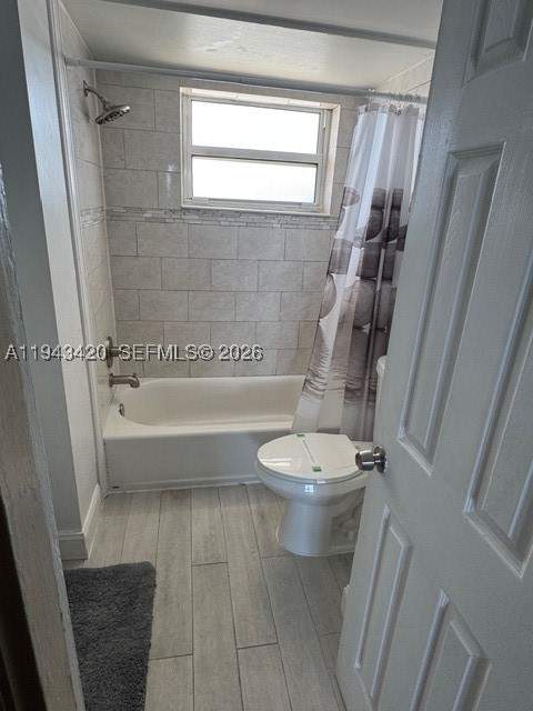 1075 NE Miami Gardens Dr 706, Miami FL - photo 11 of 16