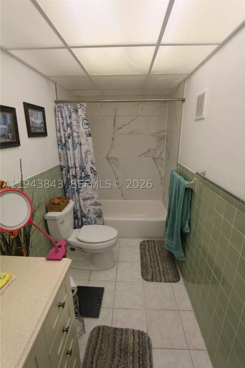 6940 NW Miami Gardens Dr 1-430, Hialeah FL - photo 13 of 22