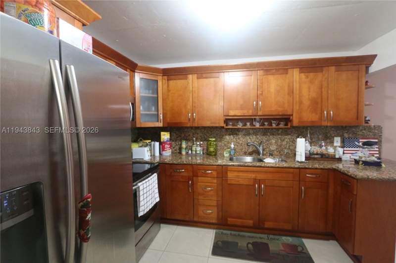 2 bedroom Condominium at 6940 NW Miami Gardens Dr 1-430, Coral Gate East Condo, Hialeah — photo 2