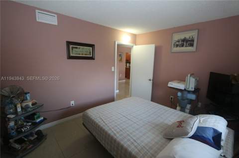 6940 NW Miami Gardens Dr 1-430, Hialeah FL - photo 20 of 22