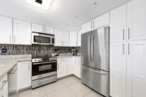 555 NE 15th St 26B, Miami FL - photo 8 of 20