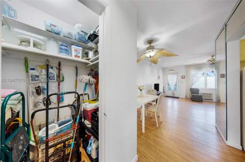 15600 NE 6th Ave 28D, Miami FL - photo 10 of 31