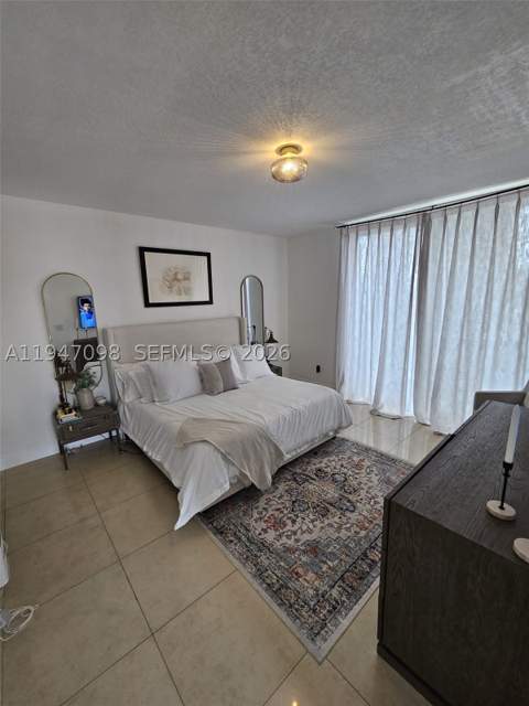 1060 Brickell Ave 1917, Miami FL - photo 17 of 24