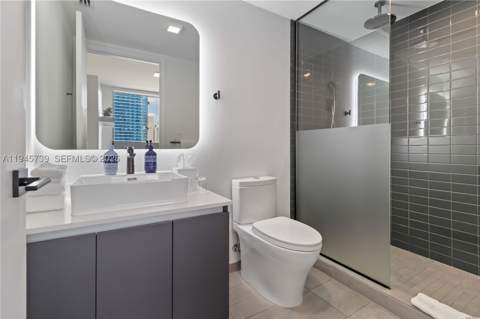 227 NE 2nd St 2506, Miami FL - photo 12 of 48
