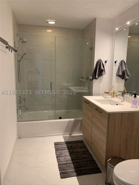 16385 Biscayne Blvd 1417, North Miami Beach FL - photo 11 of 28