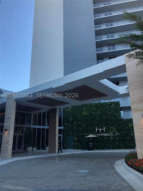 16385 Biscayne Blvd 1417, North Miami Beach FL - photo 17 of 28
