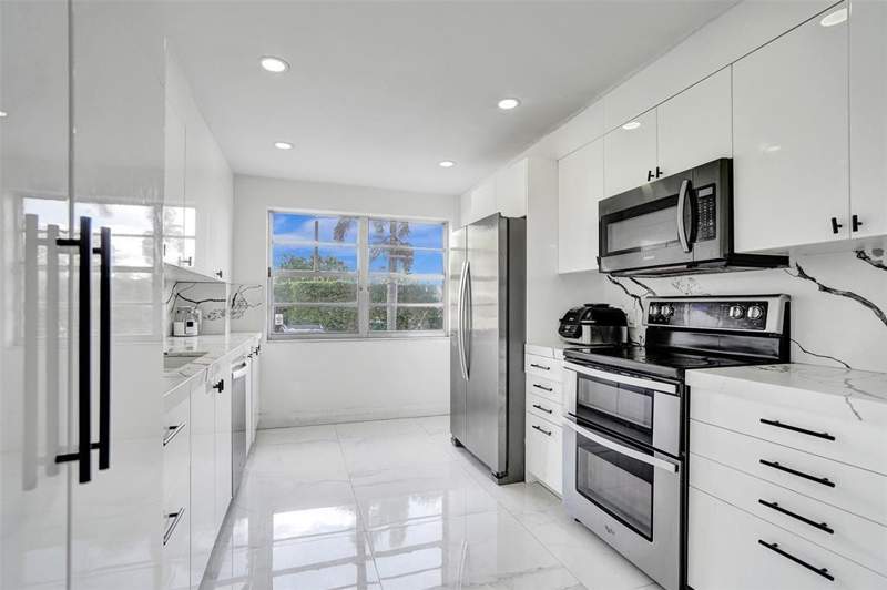 2 bedroom Condominium at 2801 NE 183rd Street 101w, Admirals Port Condo, Aventura — photo 5